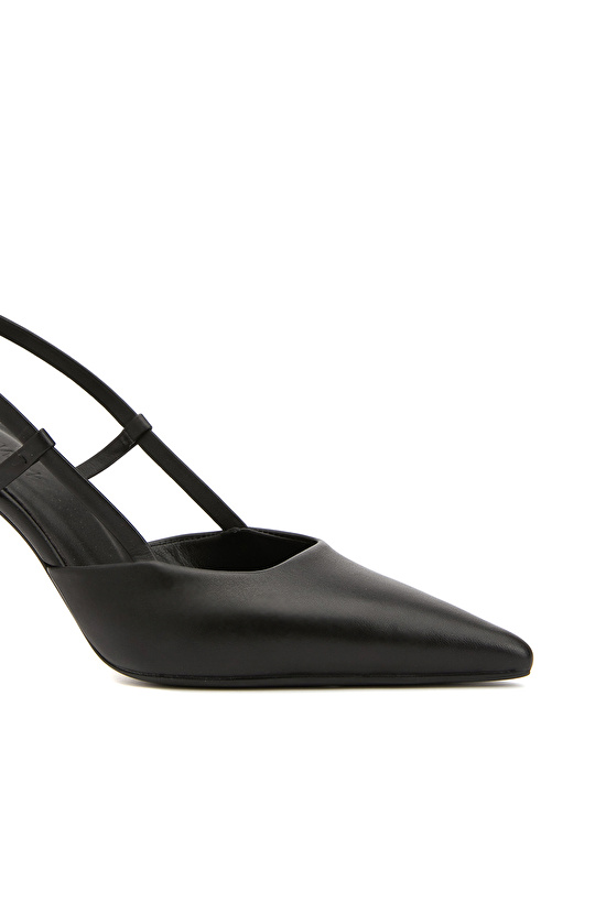 Siyah Deri Topuklu Ayakkabı