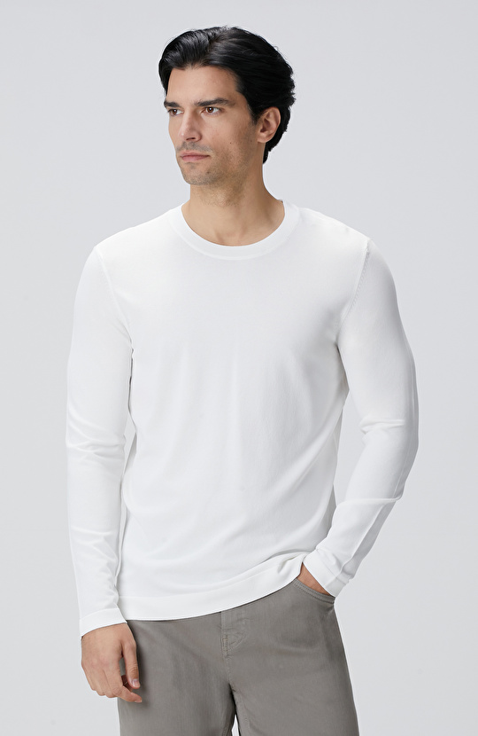 Kırık Beyaz Triko Kazak