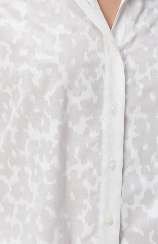 Kırık Beyaz Desenli Gömlek