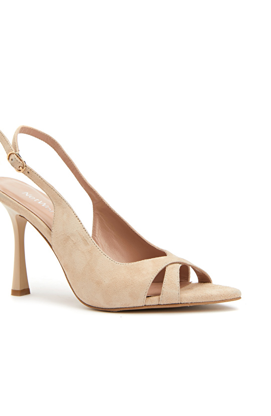 Bej Kadın Süet Sandalet