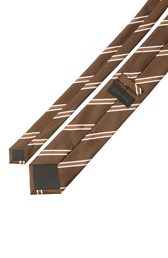 Kahverengi Çizgili Kravat