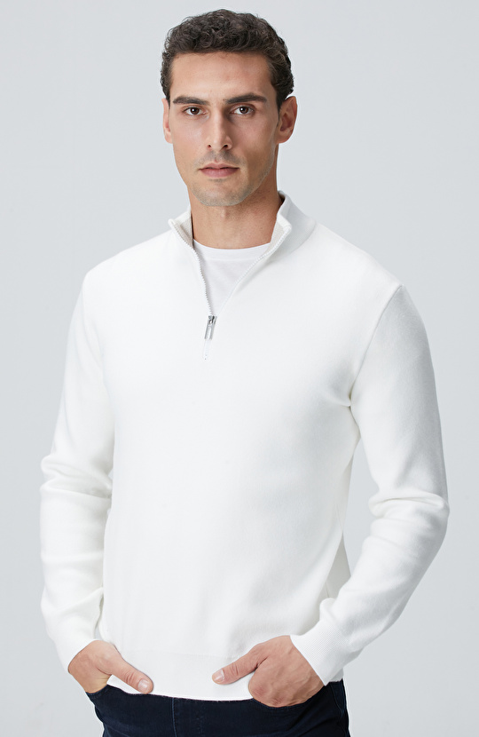 Kırık Beyaz Yakası Fermuarlı Triko Kazak