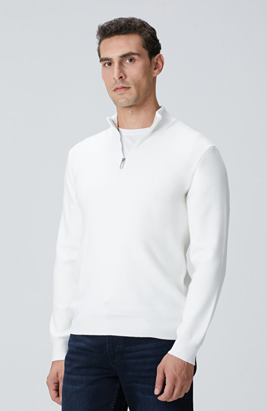 Kırık Beyaz Yakası Fermuarlı Triko Kazak