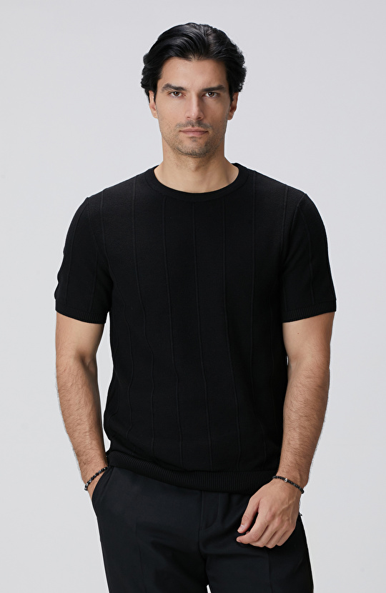 Siyah Jakarlı Triko Kazak