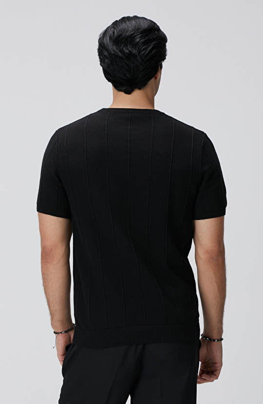 Siyah Jakarlı Triko Kazak