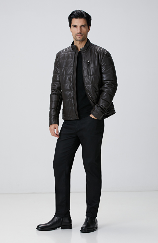 Siyah Jakarlı Triko Kazak