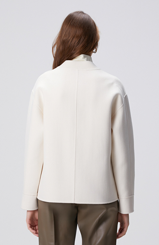 Limited Kırık Beyaz Yün Mont