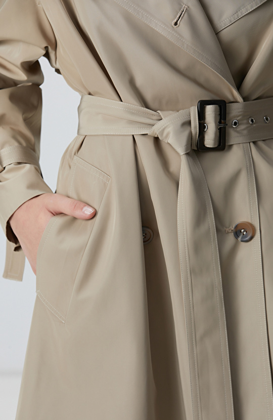 Bej Düğmeli Trençkot