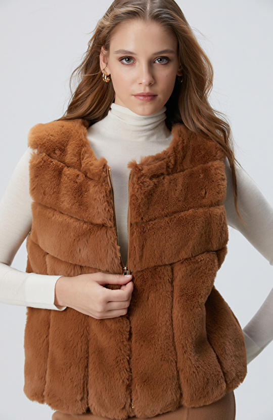 Camel Kesik Detaylı Yelek