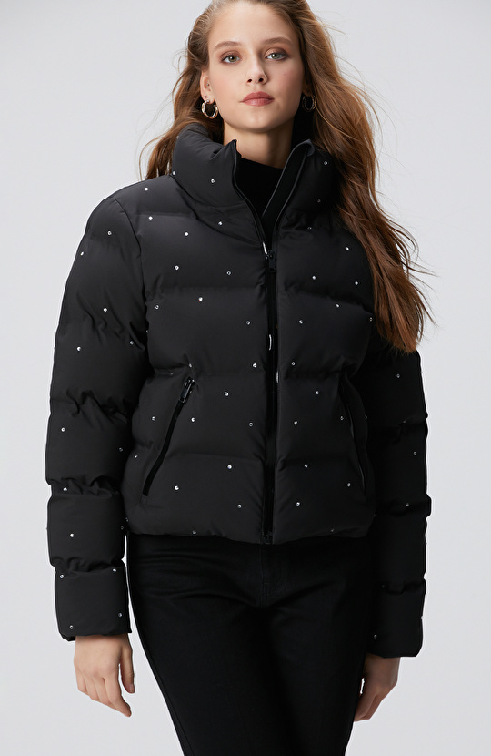Siyah Taşlı Puffer Mont