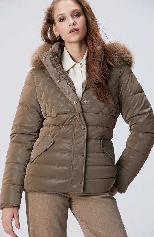 Koyu Bej Çift Taraflı Kapüşonlu Mont