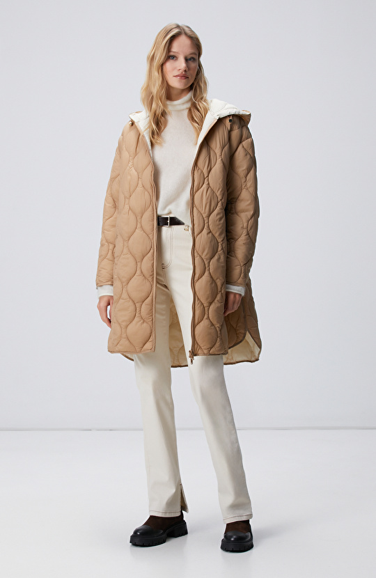 Camel Kapitone Desenli Kapüşonlu Kaban