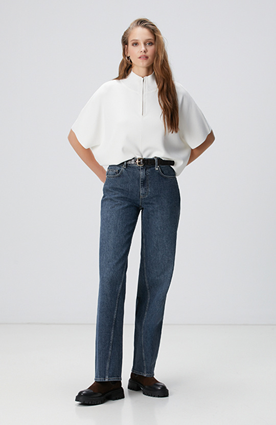 Kırık Beyaz Dökümlü Basic Triko Kazak