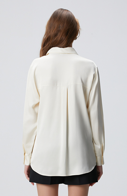 Kırık Beyaz Saten Gömlek