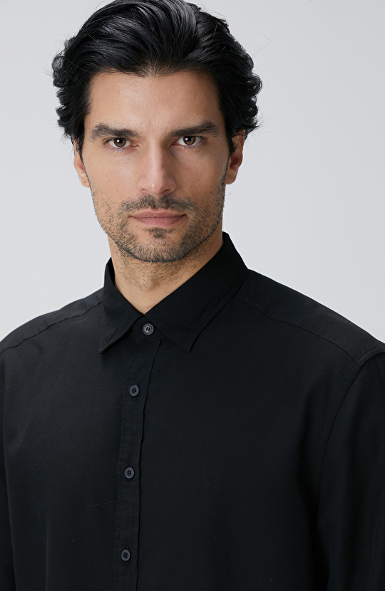 Siyah Yün Karışımlı Gömlek