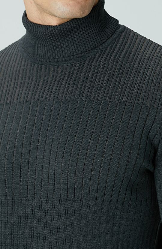 Antrasit Balıkçı Yaka Triko Kazak