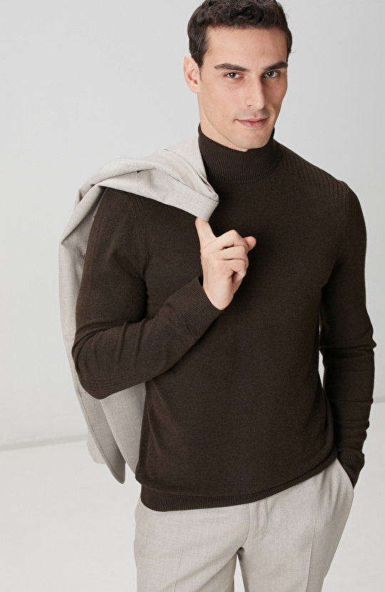 Kahverengi Balıkçı Yaka Triko Kazak