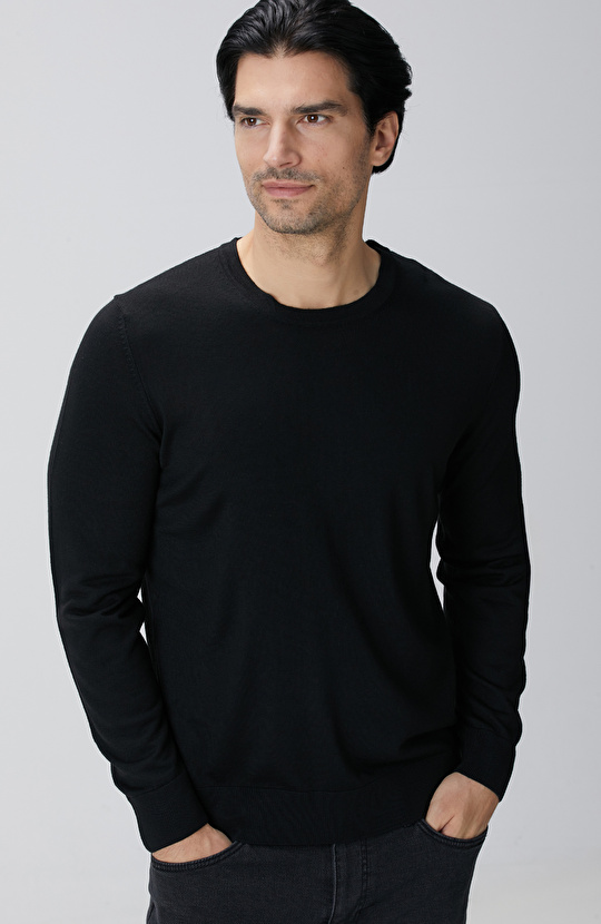 Siyah Yün Karışımlı Triko Kazak