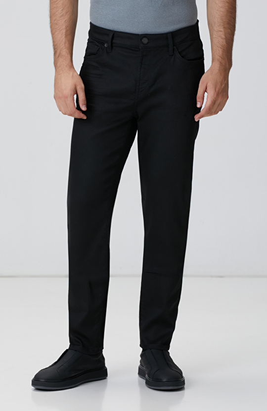 Siyah Kaplamalı Denim Pantolon