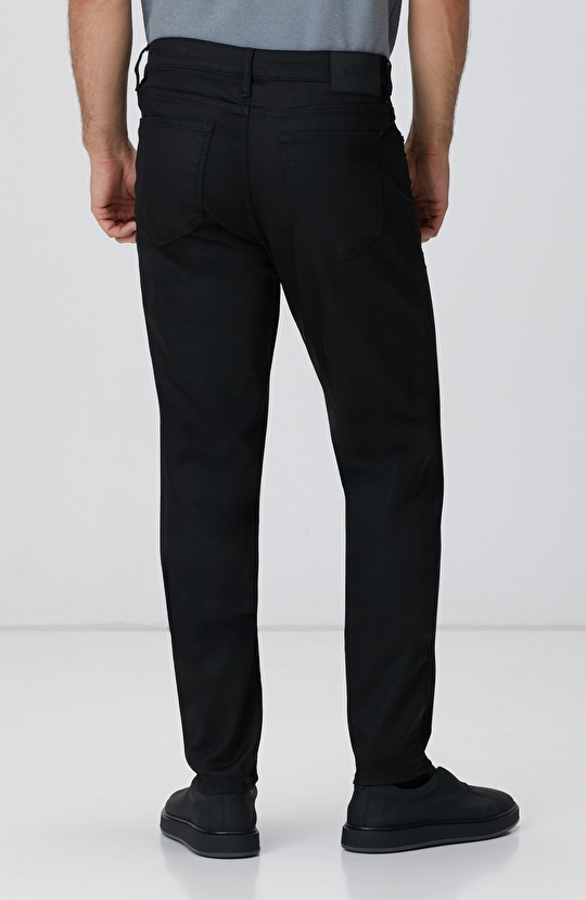 Siyah Kaplamalı Denim Pantolon