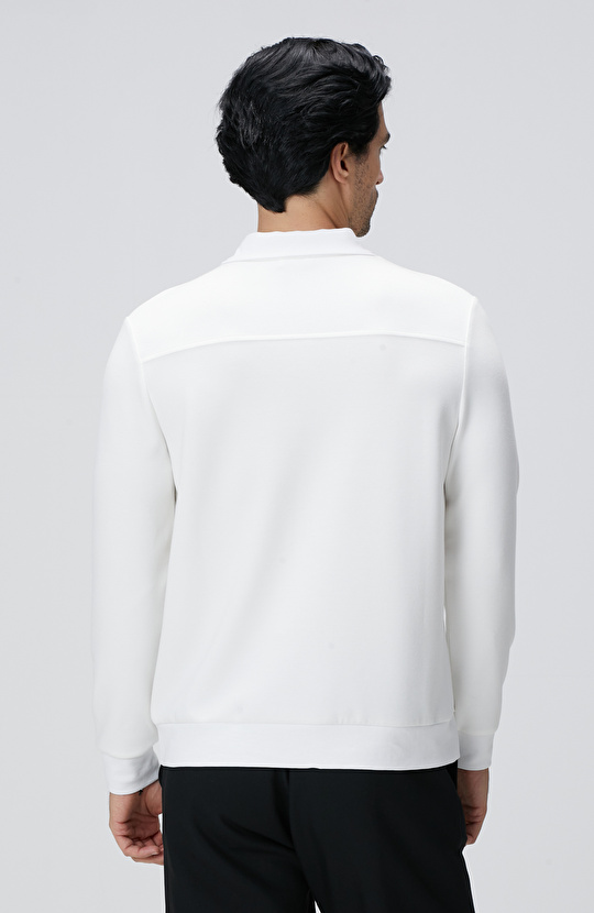 Kırık Beyaz Polo Yaka Çıtçıtlı Sweatshirt