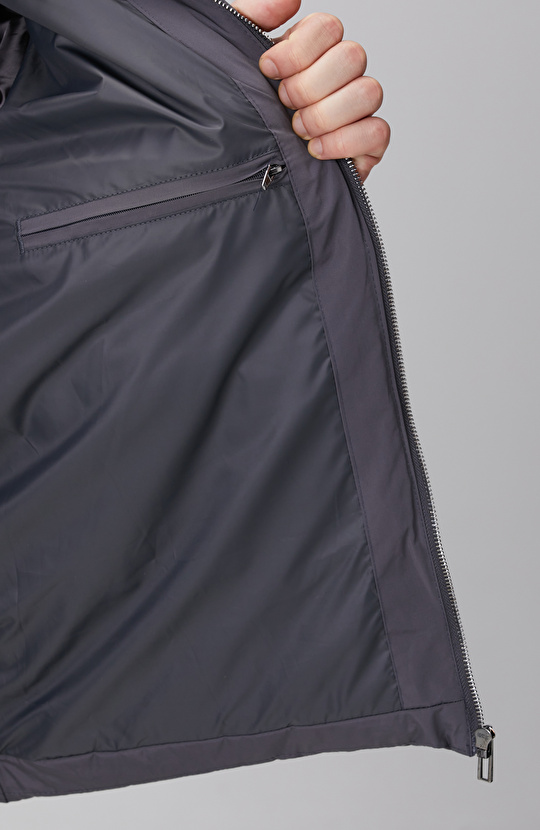 Gri Kapüşonlu Kapitoneli Casual Kaban