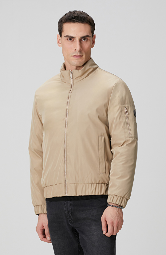 Koyu Bej Su İtici Özellikli Kapitoneli Mont