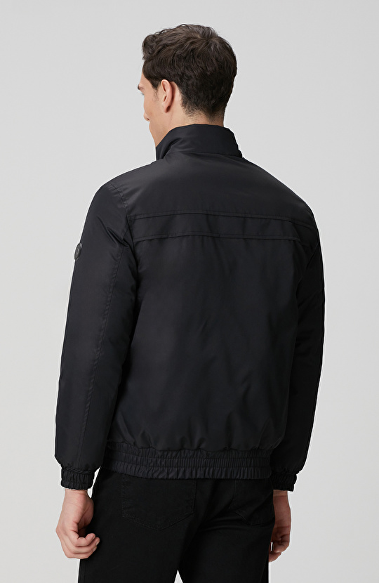 Siyah Körük Cep Detaylı Mont