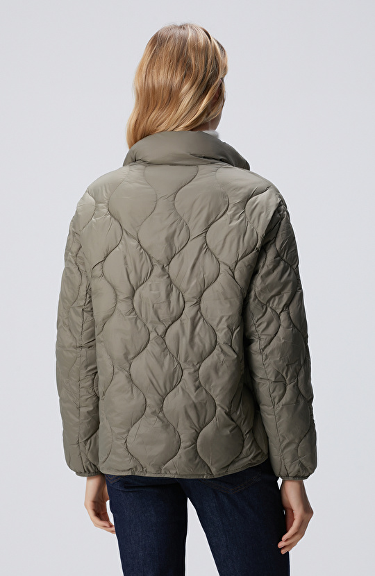 Haki Su itici Özellikli Kapitoneli Mont