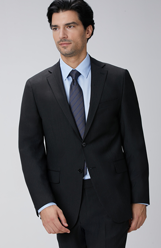 Siyah Çizgili Yün Takım Elbise