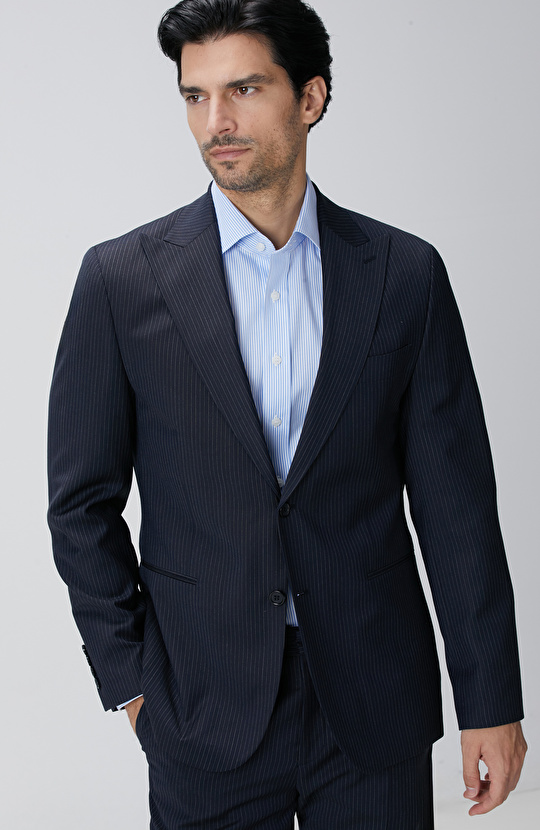 Siyah Çizgili Yün Takım Elbise