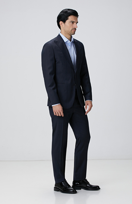 Siyah Çizgili Yün Takım Elbise