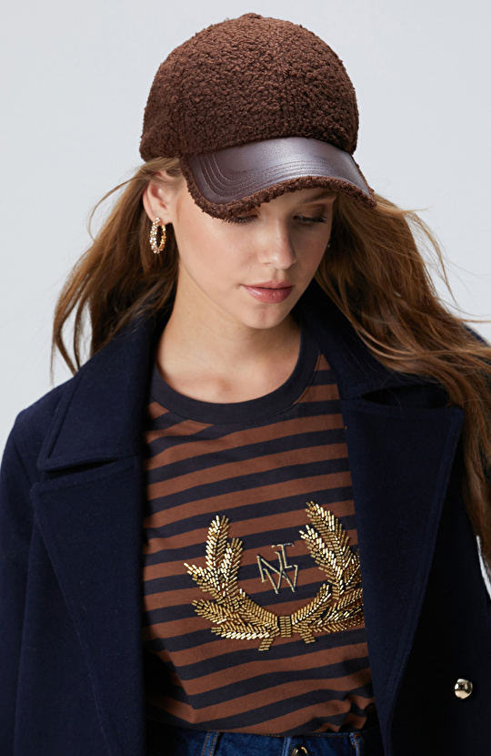 Kahverengi Kadın Şapka