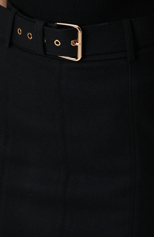 Siyah Yün Karışımlı Mini Etek