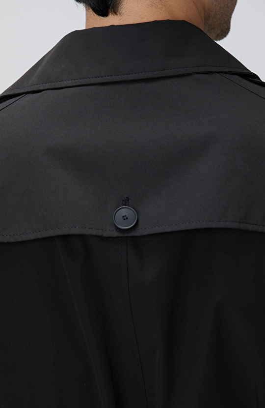 Siyah Kuşaklı Pardösü