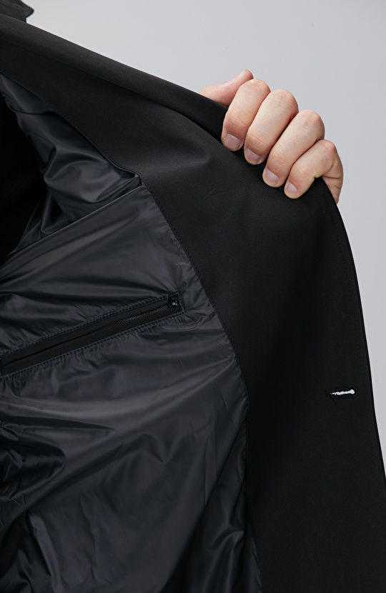 Siyah Kuşaklı Pardösü