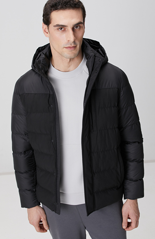 Siyah Kapüşonlu Ray Kapitoneli Casual Kaban