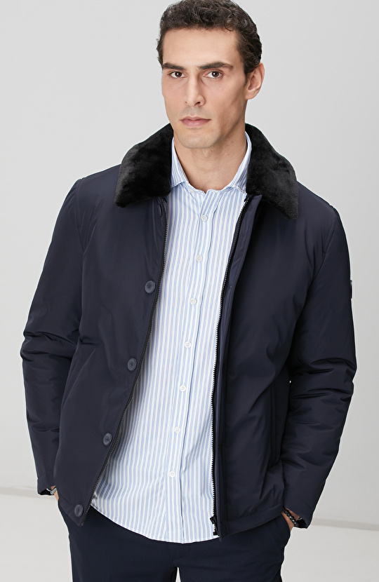 Lacivert Yakası Kürk Detaylı Mont