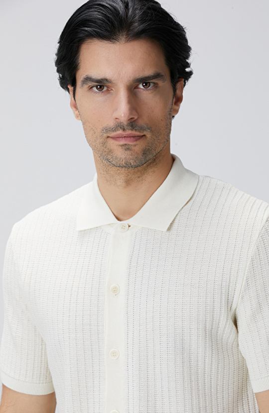 Kırık Beyaz Yün Karışımlı Triko Gömlek