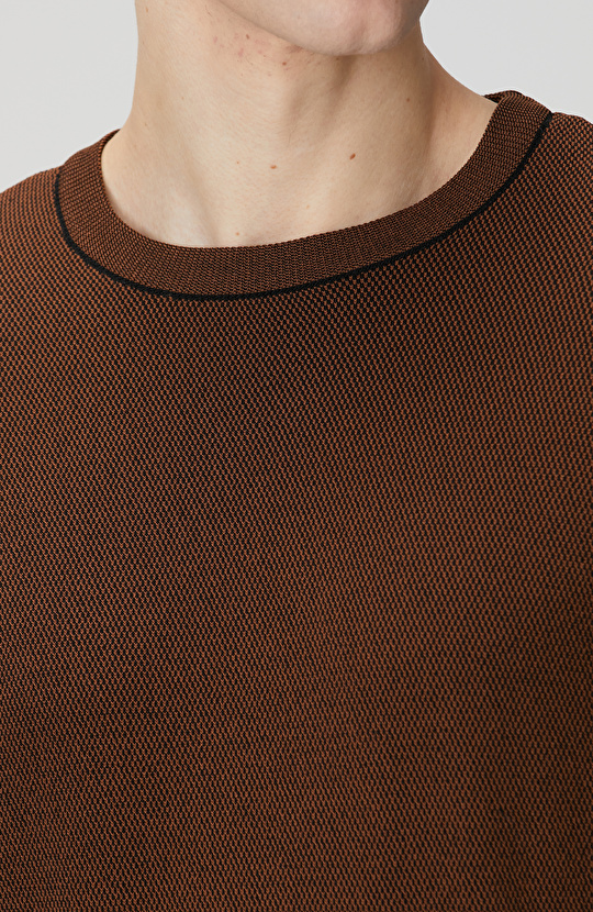 Kahverengi Kolu Jakar Detaylı Triko Kazak