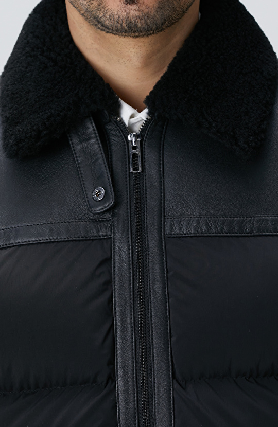 Siyah Kürklü Deri Detaylı Mont