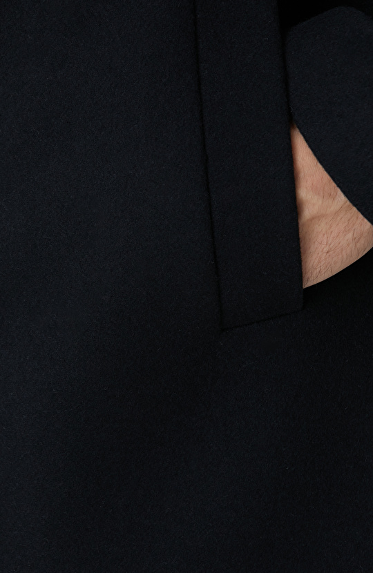 Siyah Kruvaze Yakası Kürklü Gemici Kaban