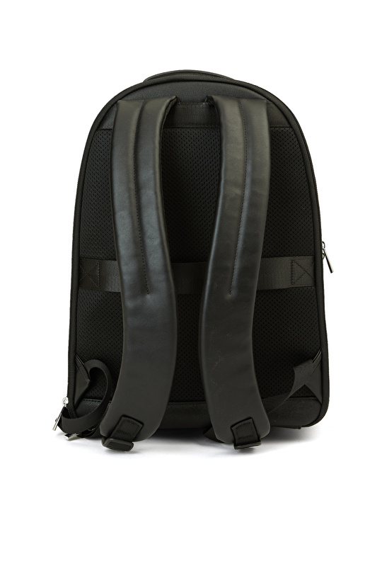 Siyah Erkek Sırt Çantası