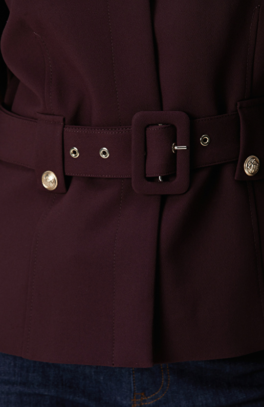 Vişne Kemer Detaylı Ceket