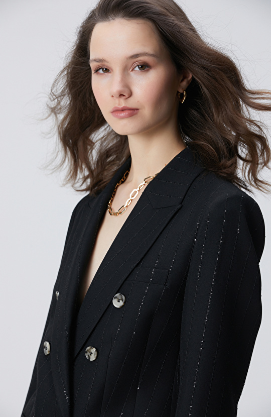 Siyah Payetli Çizgili Ceket