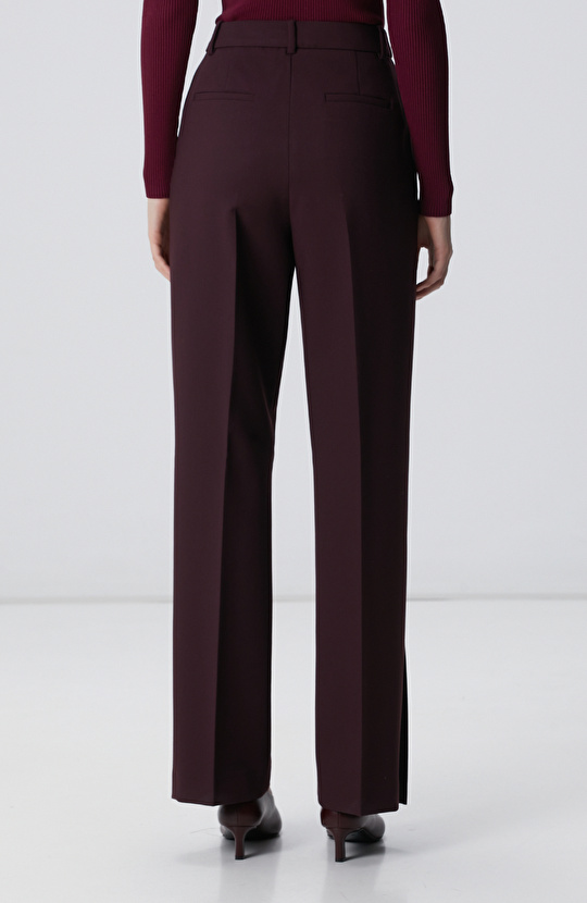 Vişne Paçası Yırtmaçlı Pantolon