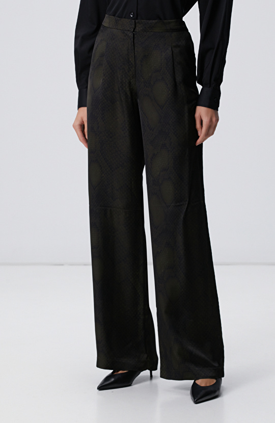 Haki Desenli Pantolon