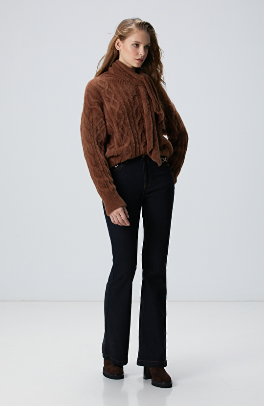 Acı Kahve Saç Örgü Kazak