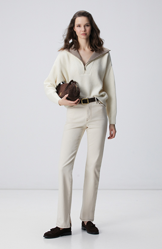 Limited Kırık Beyaz Yün Kazak