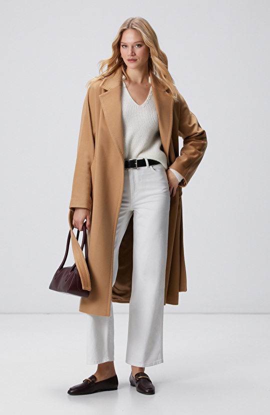 Limited Kırık Beyaz Yumuşak Dokulu Triko Kazak